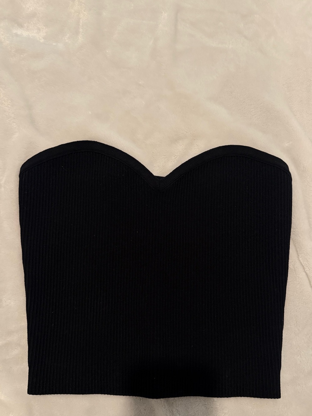 Babaton Sculpt Knit women’s Crewneck Sweater - Black